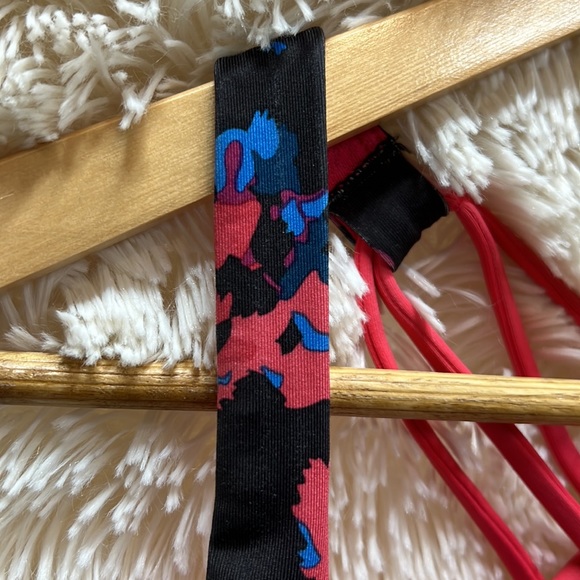 Lululemon athletica size 10 free to be bra wild - Picture 10 of 16